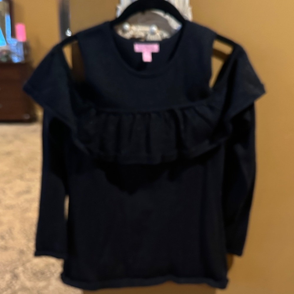Lilly pulitzer size small Black Ruffled womans Top